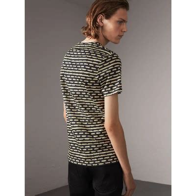 burberry spot and stripe print cotton t-shirt|Burberry Limited.